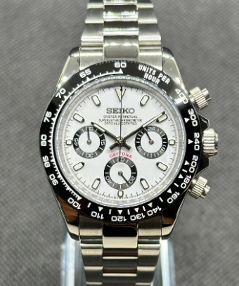 Daytona Seiko Mod Panda Dial - Chronograph Style by Waqtic